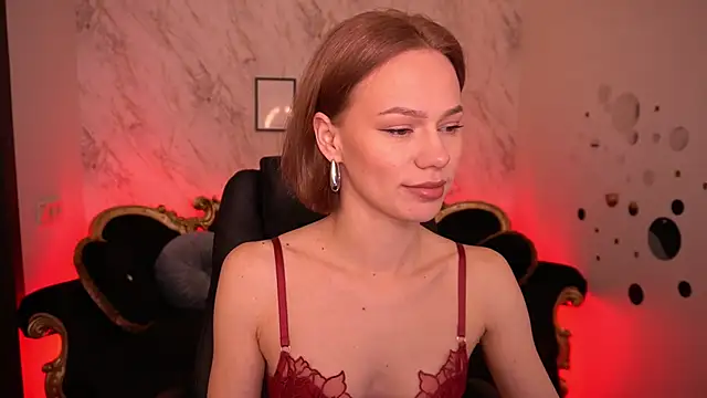 Snapshot of ShyySiren chatting on May 2026 06:53:02 AM ShyySiren online show from May 2026 06:53:02 AM