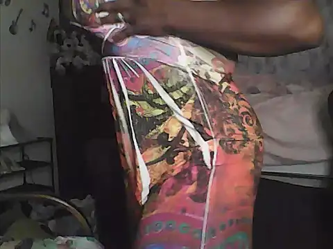 BellaBlaze25 online show from June 2026 05:22:01 AM
