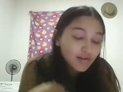 EimyKissx online show from October 2025 09:28:02 PM