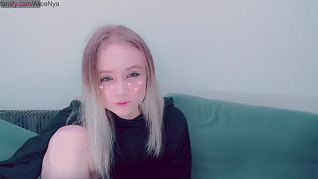 AliceNya cute online show from October 2025 03:56:02 AM