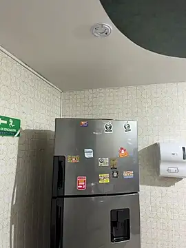 krisstenSantos online show from January 2026 01:59:01 PM