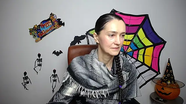 Snapshot of TayaFinch chatting on November 2025 01:24:01 PM TayaFinch online show from November 2025 01:24:01 PM