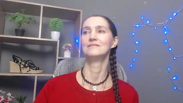 TayaFinch online show from November 2025 01:22:01 PM