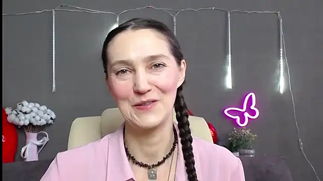 TayaFinch online show from February 2026 01:18:02 PM