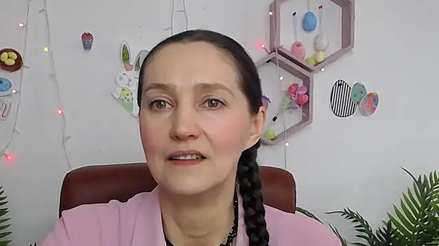 TayaFinch online show from April 2026 12:14:01 PM