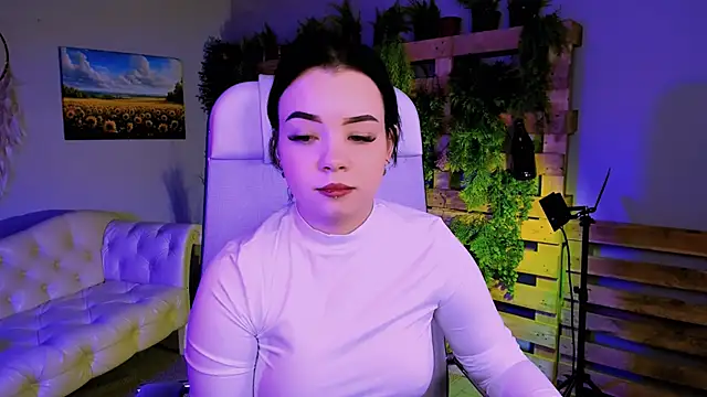 leslierowe  online show from October 2025 04:13:02 PM