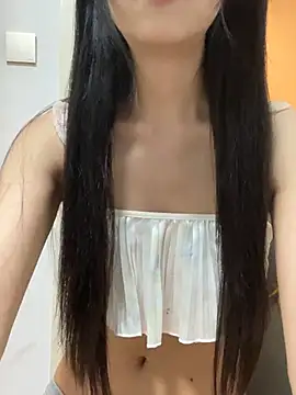 qiqi x online show from July 2026 01:17:01 PM