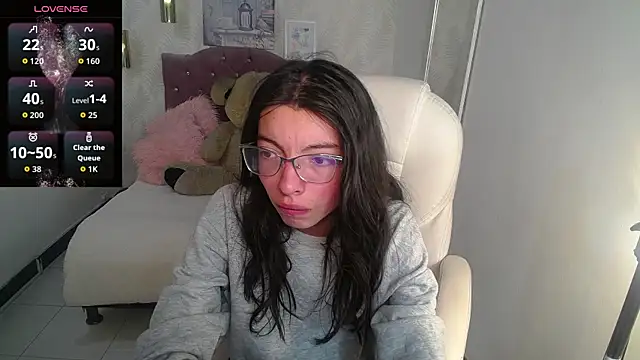 alllyson  online show from November 2025 07:47:01 PM