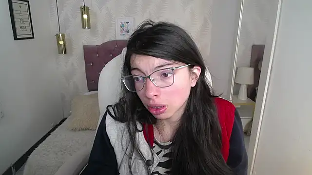 alllyson  online show from December 2025 07:41:02 PM