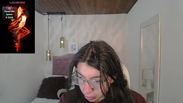 alllyson  online show from January 2026 07:41:01 PM