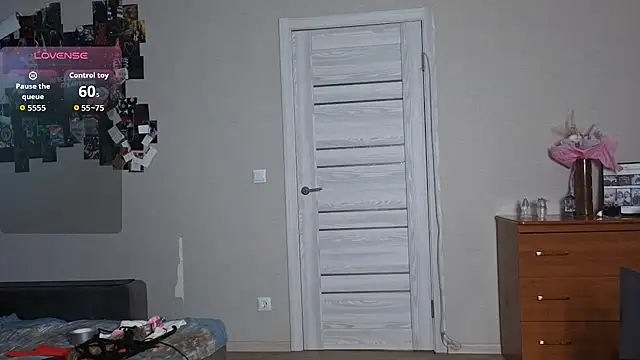 Snapshot of Fafa_Fluff chatting on February 2026 07:04:01 AM Fafa Fluff online show from February 2026 07:04:01 AM