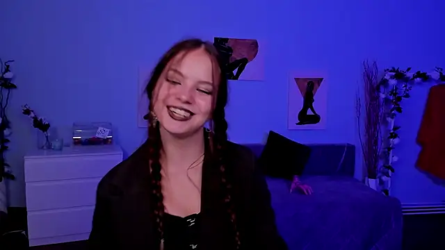 BetsyKiss online show from October 2025 05:12:02 PM