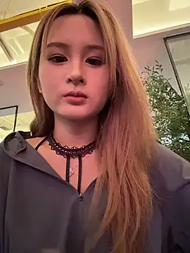 yuki june online show from April 2026 07:59:02 AM