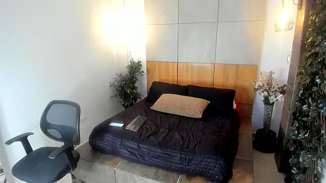 Snapshot of JacobDraven chatting on November 2025 03:28:02 AM JacobDraven online show from November 2025 03:28:02 AM