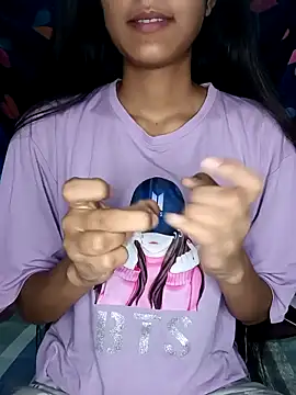 reetika6375 online show from October 2025 05:33:02 PM