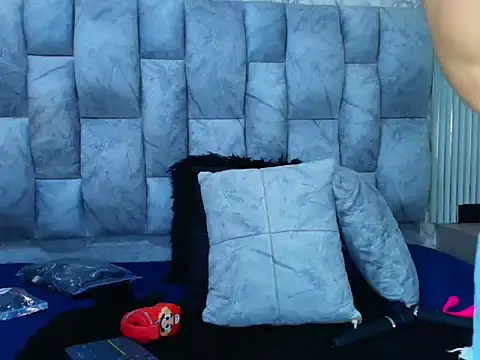 sofiagutierrez   online show from September 2025 01:55:02 AM