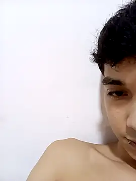 Snapshot of LeySmithVC chatting on October 2025 05:43:02 AM LeySmithVC online show from October 2025 05:43:02 AM