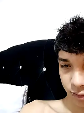 Snapshot of LeySmithVC chatting on October 2025 10:21:01 PM LeySmithVC online show from October 2025 10:21:01 PM