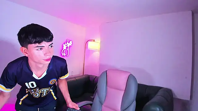 Peter chase online show from December 2025 06:17:01 PM