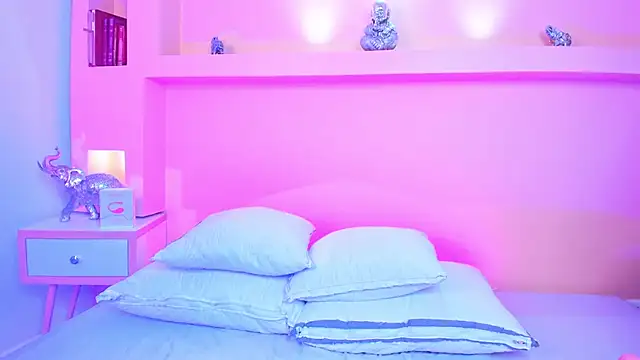 Snapshot of SofiaFontaiine chatting on October 2025 03:50:02 AM SofiaFontaiine online show from October 2025 03:50:02 AM