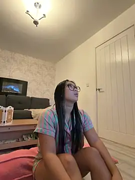 Snapshot of MissCherryyxox chatting on November 2025 04:49:01 PM MissCherryyxox online show from November 2025 04:49:01 PM