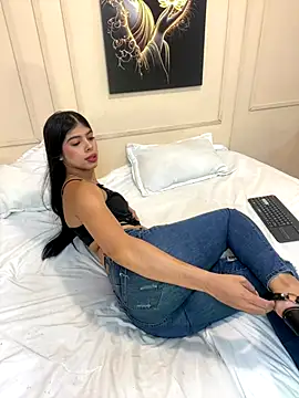 Ambersfoxx online show from November 2025 01:07:02 PM