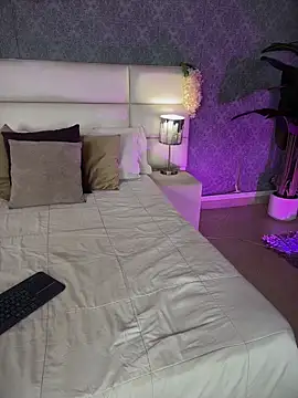 Celeste Amber online show from April 2026 06:54:02 PM