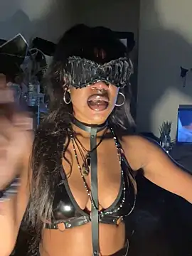 Snapshot of darksiren1 chatting on September 2025 10:35:02 PM darksiren1 online show from September 2025 10:35:02 PM