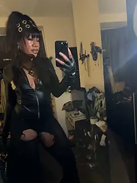 Snapshot of darksiren1 chatting on September 2025 10:46:02 PM darksiren1 online show from September 2025 10:46:02 PM