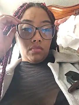 Ebony-Goddess19 online show from October 2025 07:42:02 PM