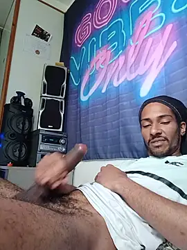 Mikaaa97 online show from June 2026 01:14:01 PM