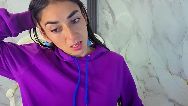 Maily a  online show from February 2026 03:05:02 AM