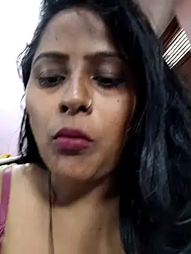 Jasmine Januja online show from May 2026 02:06:01 AM