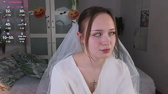 selin selin online show from October 2025 05:30:01 AM