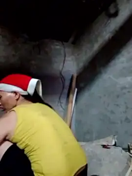 donna-bae online show from April 2026 12:05:02 PM