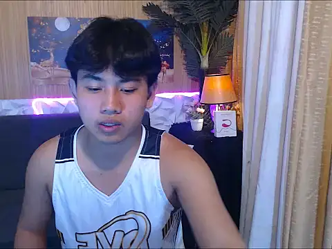 charliebighead online show from January 2026 08:23:01 PM