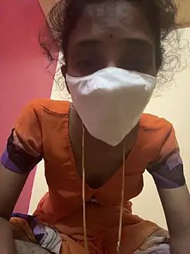 sweetreddy-02 online show from October 2025 09:45:02 PM