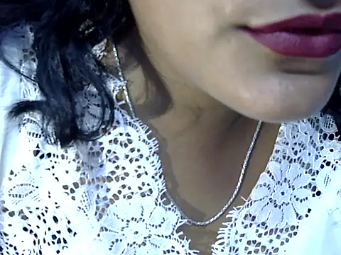 Snapshot of SURBHI_98 chatting on September 2025 09:12:02 AM SURBHI 98 online show from September 2025 09:12:02 AM