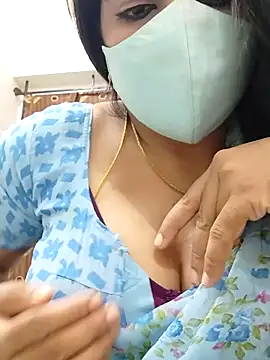 Snapshot of hottamil_honey_couples chatting on November 2025 07:35:01 PM hottamil honey couples online show from November 2025 07:35:01 PM