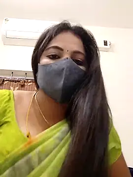 Snapshot of hottamil_honey_couples chatting on November 2025 10:26:02 AM hottamil honey couples online show from November 2025 10:26:02 AM