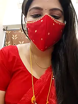 Snapshot of hottamil_honey_couples chatting on December 2025 08:48:02 PM hottamil honey couples online show from December 2025 08:48:02 PM