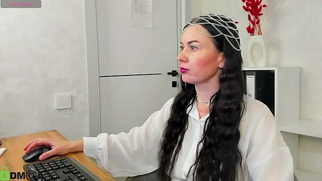 Stella Leon online show from October 2025 01:03:02 AM