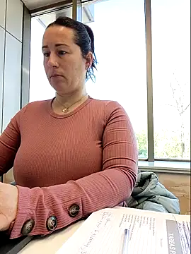 bichota85 online show from March 2026 09:10:02 AM