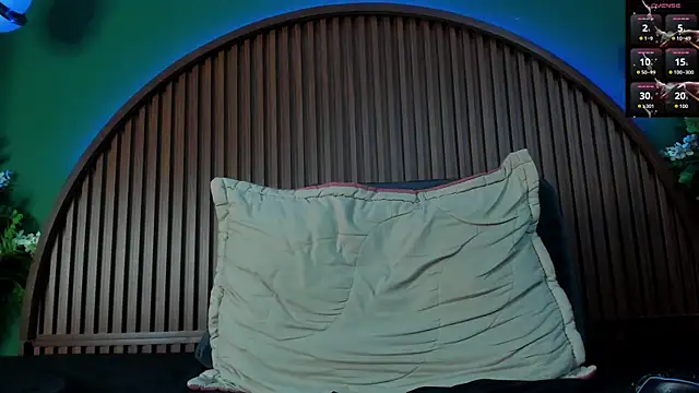 Snapshot of JeergMuscle chatting on November 2025 04:34:02 AM JeergMuscle online show from November 2025 04:34:02 AM