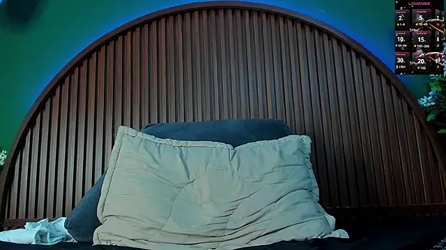 Snapshot of JeergMuscle chatting on November 2025 07:00:02 AM JeergMuscle online show from November 2025 07:00:02 AM