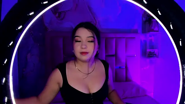 LunaWiill  online show from May 2026 01:31:01 PM