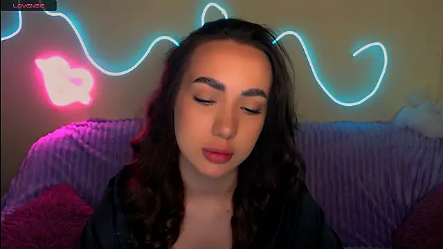 Mia cutie77 online show from November 2025 10:38:02 AM