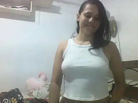 Snapshot of Marcy_lux chatting on March 2026 11:21:01 PM Marcy lux online show from March 2026 11:21:01 PM