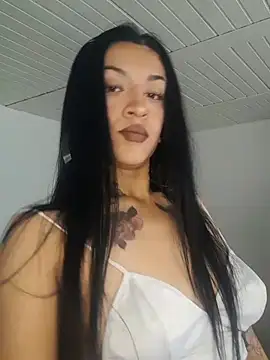 gabii hardy online show from February 2026 12:24:02 PM