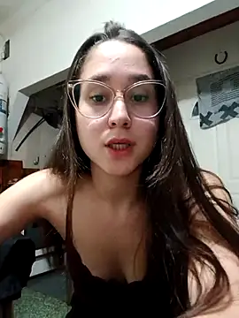 linameii online show from December 2025 01:55:02 AM